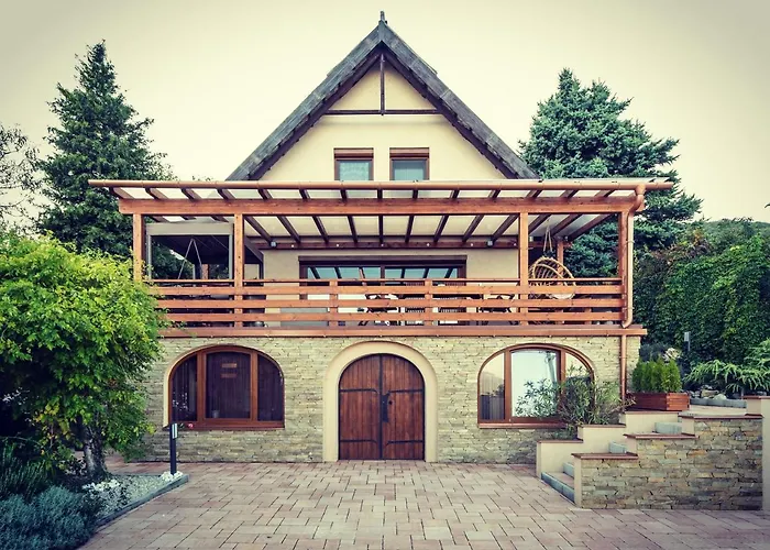 Panorama Home